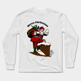 Santa Claus entering in house from Chimney Long Sleeve T-Shirt